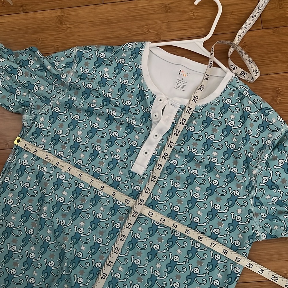 Sold Mercari NWOT Roller Rabbit 
Star Monkey Pajamas set Hanukkah Holiday - Picture 5 of 8